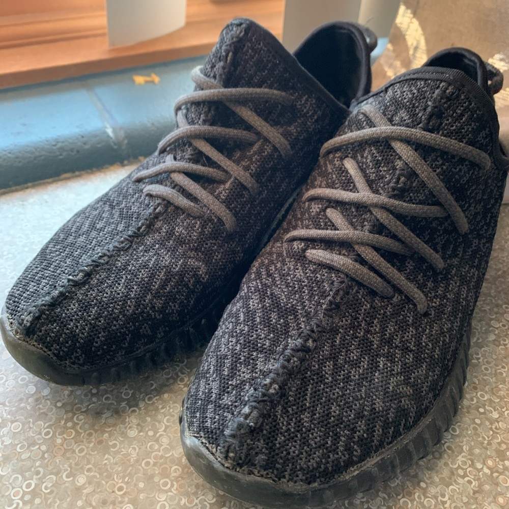 Adidas Yeezy 350 private black